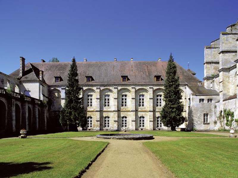 Abbaye de Longpont_02600 LONGPONT Abbaye de Longpont_02600 LONGPONT